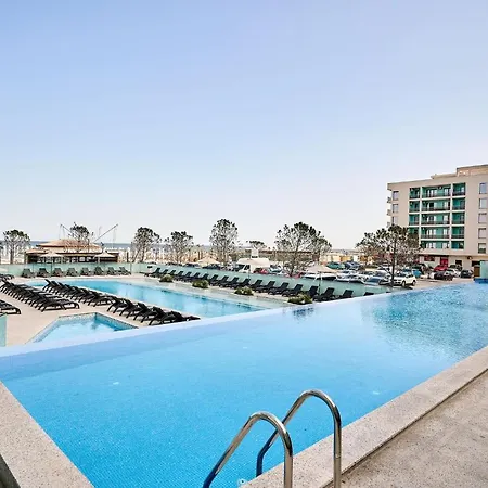 Vdr Vacation 12 In Infinity - Parking Apartman