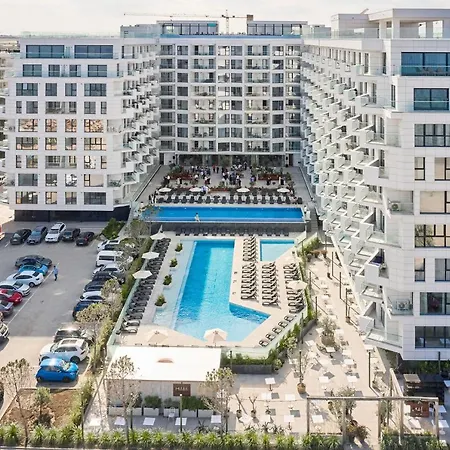 Vdr Vacation 12 In Infinity - Parking Apartment Mamaia