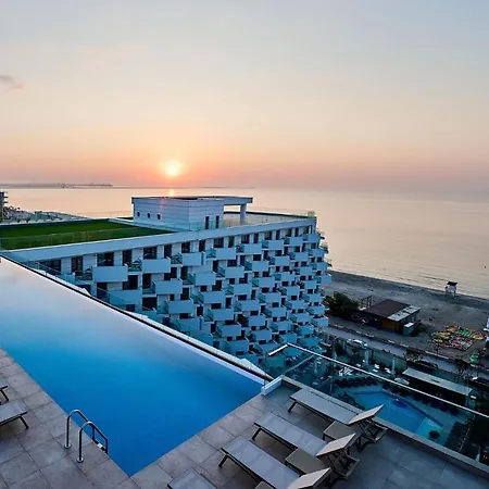 Vdr Vacation 12 In Infinity - Parking Mamaia